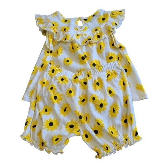TUCKER And Tate Yellow Sunflower Patterned Shorts and Ruffled Tank Top Size 6m - Picture 2 of 2